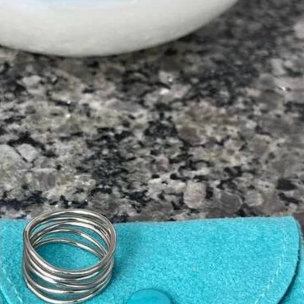 Tiffany & Co Elsa Peretti 18K White Gold Wave Five-row Ring Sz 4.5. - Picture 3 of 8